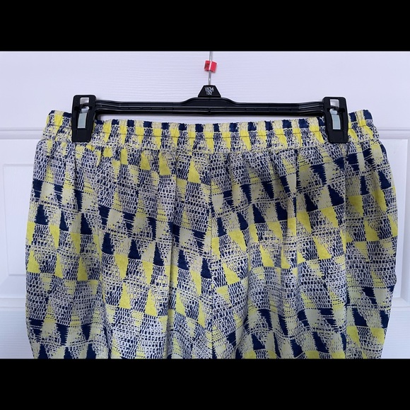 Sparkle and Fade Yellow Navy Patterned Pants - Picture 6 of 11
